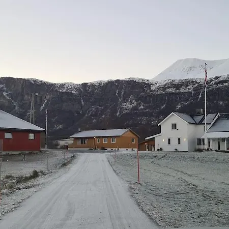 Apartment Flott Midt Blant Lyngsalpene! *