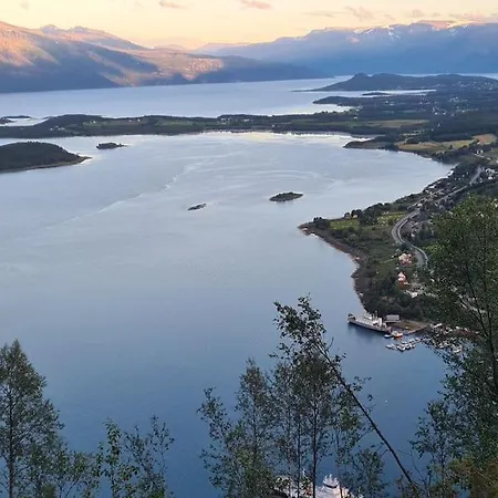 Flott Midt Blant Lyngsalpene! Apartment *